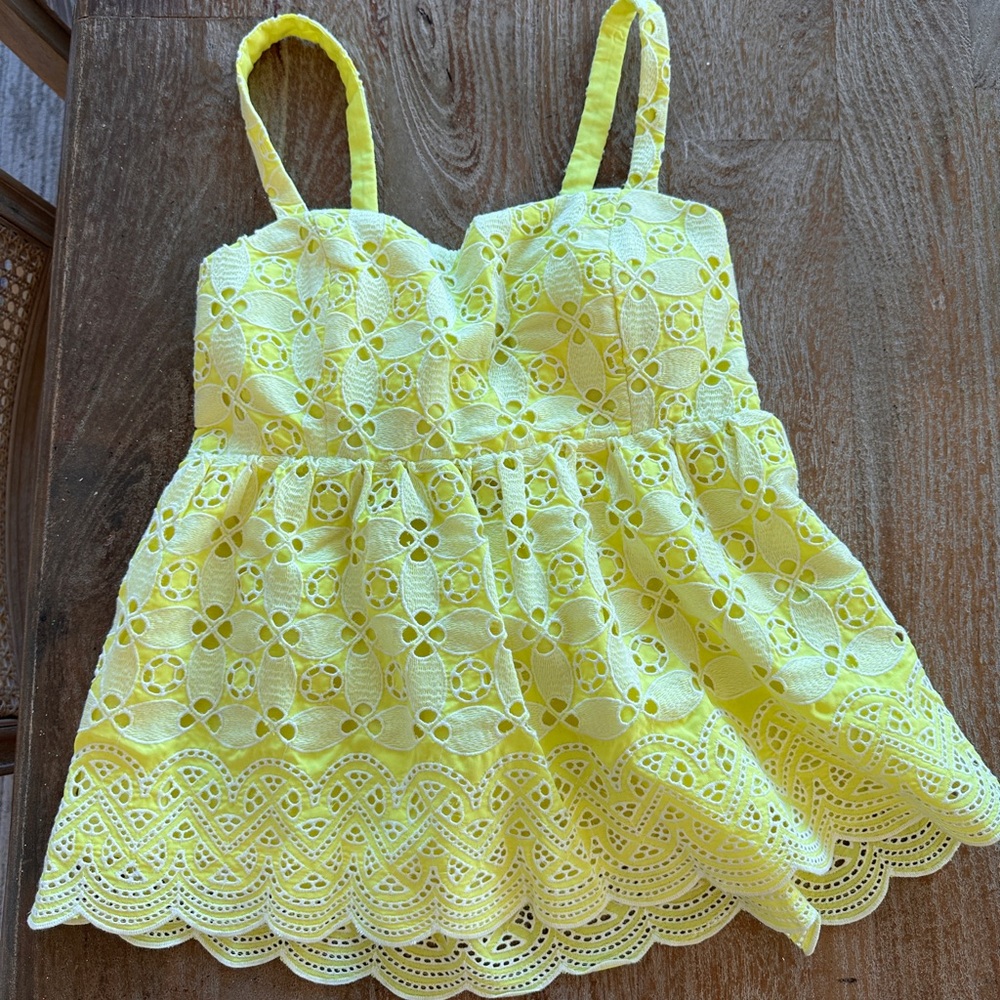 Lilly Pulitzer Michela Eyelet Cami Top Yellow, NWOT, size 2